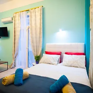 https://aristotelous-baroque-suite.hotels-of-thessaloniki.com