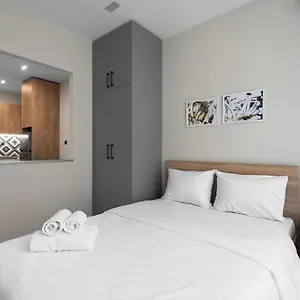 https://timesquare-nilie-hospitality-mgmt.hotels-of-thessaloniki.com